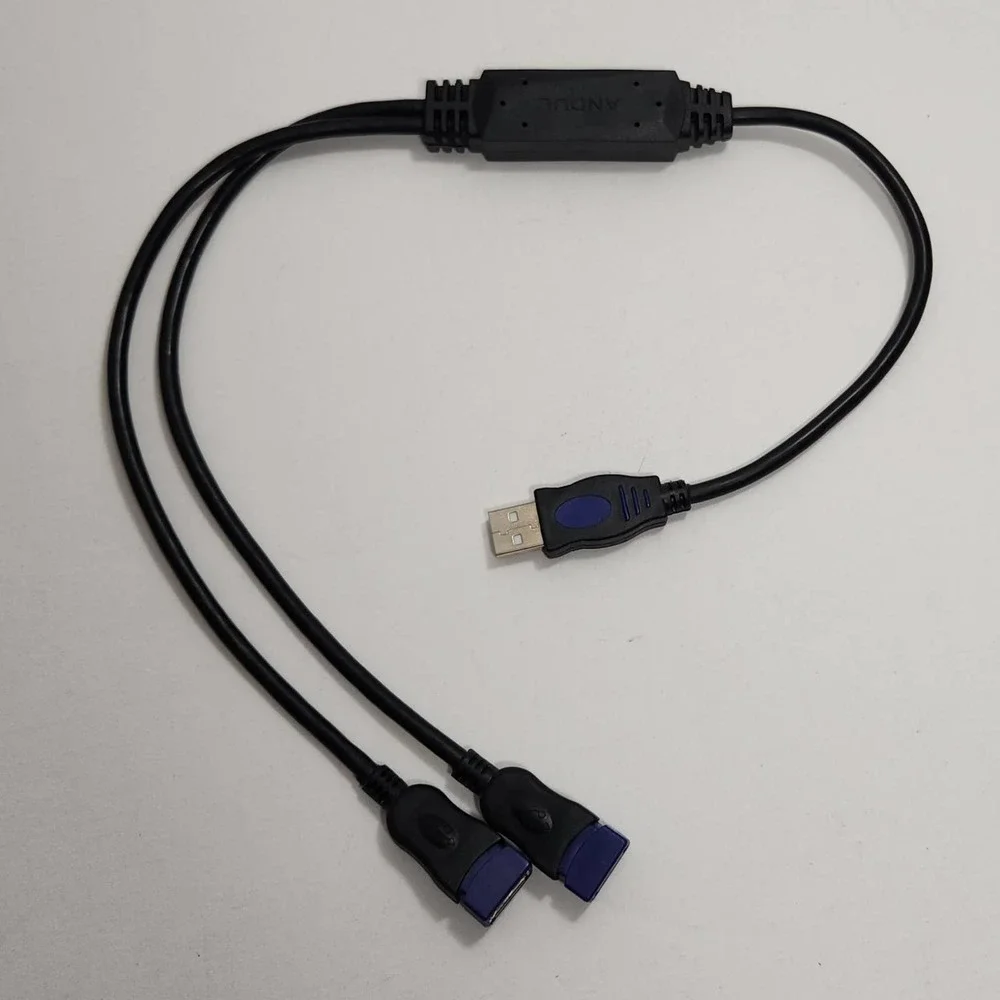 USB Splitter - Picture 2 of 5